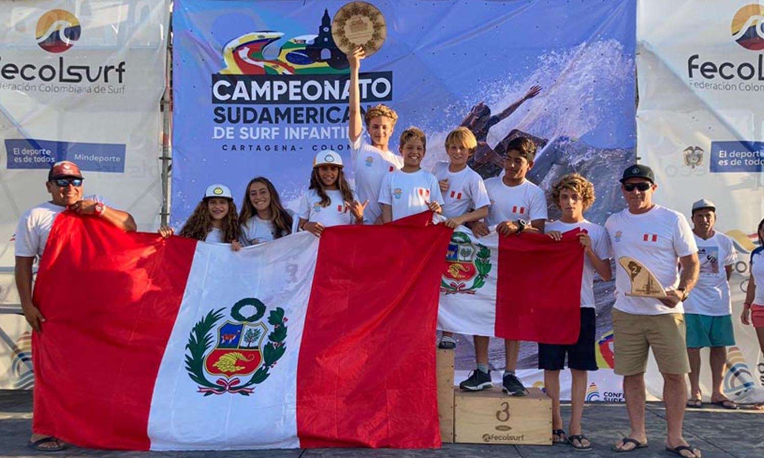 PERÚ CAMPEÓN SUDAMERICANO DE SURF INFANTIL. FENTA Perú