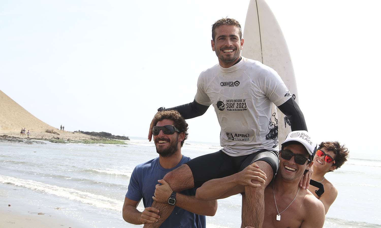 TOMAS TUDELA Y BRIANNA BARTHELMESS CAMPEONES OPEN DE LA PRIMERA FECHA DEL CIRCUITO NACIONAL DE TABLA EN CHICAMA. FENTA Perú